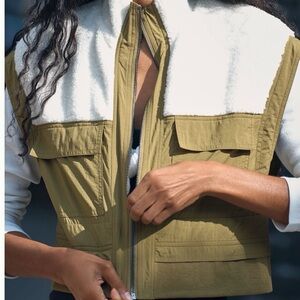 Anthropologie Stylish Women's Utility Jacket in Olive and White